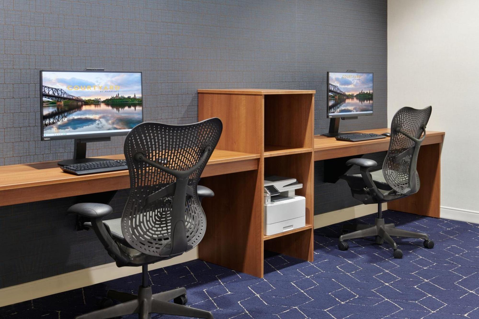 Hotel Courtyard By Marriott Ottawa East Extérieur photo