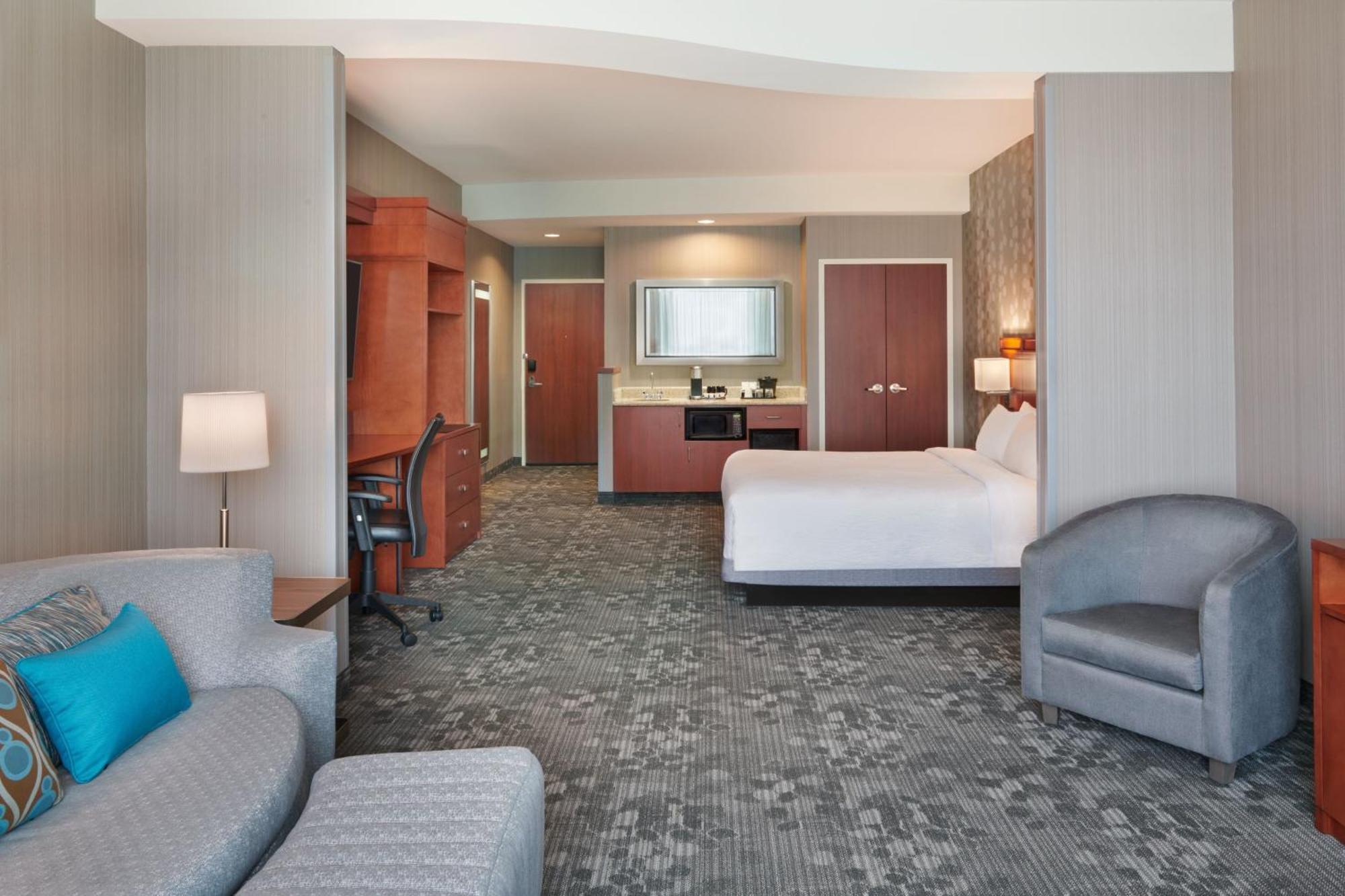 Hotel Courtyard By Marriott Ottawa East Extérieur photo