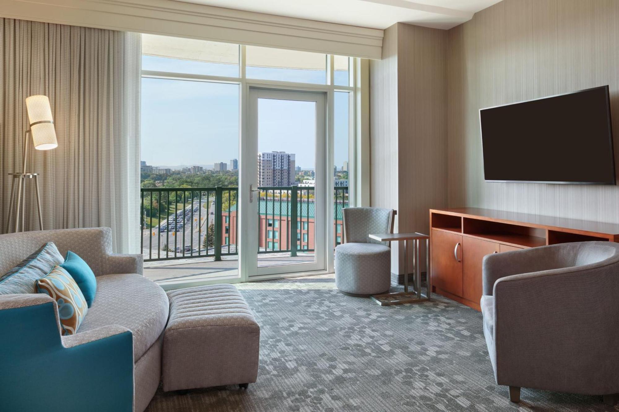 Hotel Courtyard By Marriott Ottawa East Extérieur photo